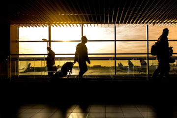 l'aéroport des hommes