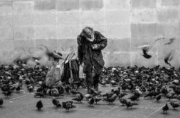 sdf et la douche pour les precaires