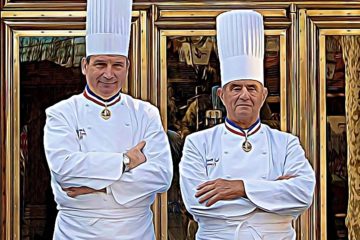 Pendant 30 ans Jean Fleury fut l'homme de l'ombre de Paul Bocuse, Pape de la gastronomie. Cela en fait son Camerlingue, le Premier ministre du souverain pontife.