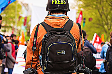 journaliste gilet jaune