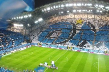 Dans les tribunes du stade vélodrome à Marseille